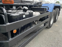 ISUZU Giga Container Carrier Truck QKG-CXM77AT 2016 131,750km_9