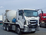 Giga Mixer Truck