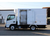 MITSUBISHI FUSO Canter Refrigerator & Freezer Truck TPG-FBA50 2017 151,000km_23