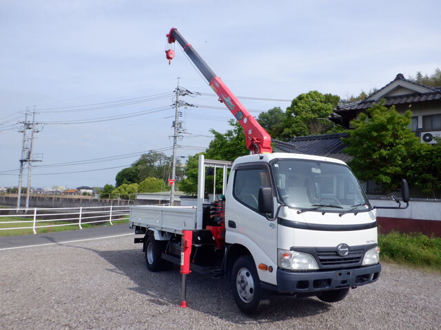 HINO Dutro Truck (With 3 Steps Of Cranes) BKG-XZU344M 2011 111,166km_1