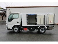 ISUZU Elf Refrigerator & Freezer Truck TPG-NHR85AN 2017 145,000km_20