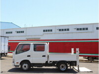 HINO Dutro Double Cab TKG-XZU605M 2017 103,306km_14