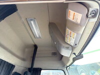 UD TRUCKS Quon Trailer Head 2PG-GK5AAB 2020 272,110km_15