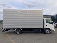 HINO Dutro Aluminum Van TDG-XZU720M 2017 226,554km_6