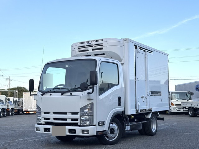 Elf Refrigerator & Freezer Truck_1