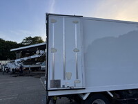 ISUZU Elf Refrigerator & Freezer Truck TKG-NMR85AN 2014 97,255km_17
