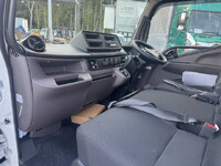 MITSUBISHI FUSO Canter Flat Body 2RG-FBA20 2026 138km_31