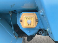 ISUZU Elf Garbage Truck PDG-NPR75N 2010 152,618km_14