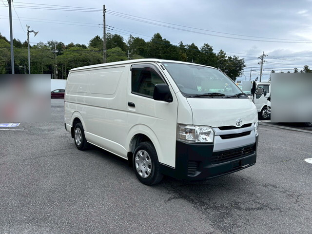 TOYOTA Hiace Refrigerator & Freezer Truck CBF-TRH200V 2015 76,761km