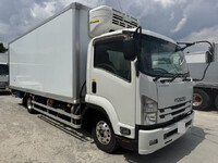 ISUZU Forward Refrigerator & Freezer Truck 2PG-FRR90T2 2018 570,000km_1