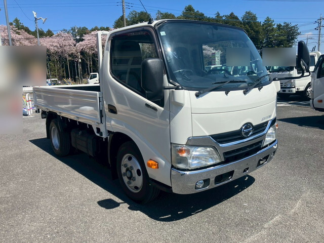 HINO Dutro Flat Body TKG-XZU605M 2015 48,052km