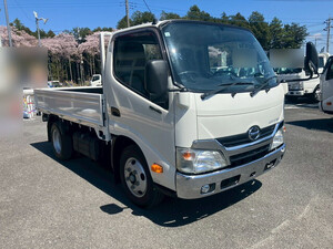 HINO Dutro Flat Body TKG-XZU605M 2015 48,052km_1