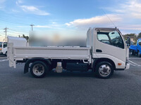 HINO Dutro Flat Body TKG-XZU675M 2018 41,484km_4