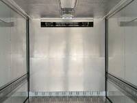 UD TRUCKS Quon Refrigerator & Freezer Wing 2PG-CD4FA 2025 2,000km_7