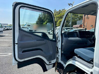 MITSUBISHI FUSO Canter Flat Body TPG-FBA00 2016 60,399km_32