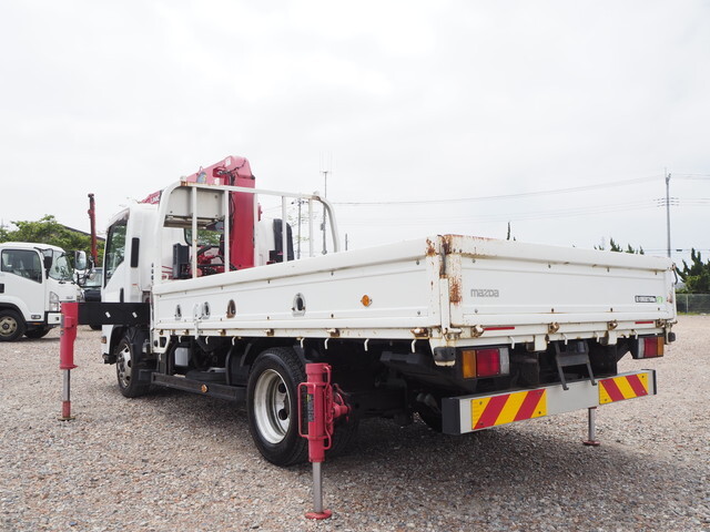 Titan Truck (With 5 Steps Of Cranes)_2