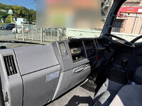 ISUZU Elf Panel Van TKG-NMR85AN 2013 275,228km_36