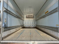 ISUZU Forward Refrigerator & Freezer Truck 2PG-FRR90T2 2021 185,720km_8