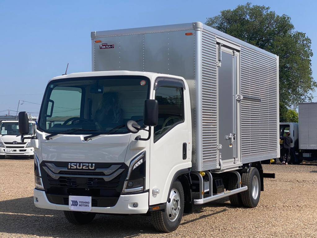 Elf Aluminum Van_1