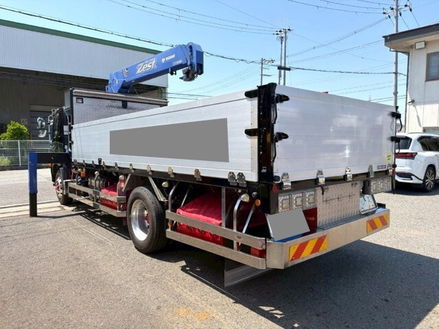 Ranger Truck (With 3 Steps Of Cranes)_2