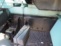 UD TRUCKS Condor Mixer Truck QDG-PW39L 2016 151,462km_24