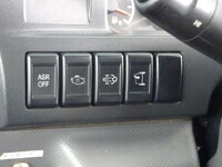ISUZU Elf Panel Van TPG-NHR85AN 2017 80,000km_35