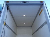 ISUZU Elf Panel Van TRG-NLR85N 2015 101,000km_16