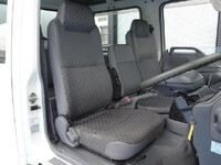 ISUZU Elf Panel Van PB-NKR81AN 2006 88,000km_20
