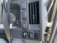 ISUZU Elf Aluminum Van TRG-NPR85AN 2019 196,331km_35