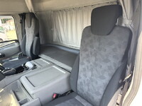 UD TRUCKS Quon Trailer Head 2PG-GK5AAB 2019 207,237km_31