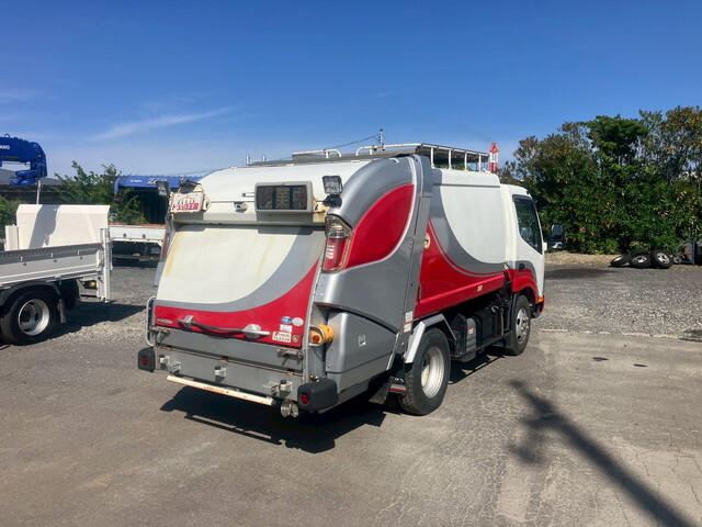 Dutro Garbage Truck_2
