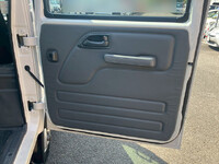 ISUZU Elf Double Cab BKG-NLR85AR 2011 22,574km_28