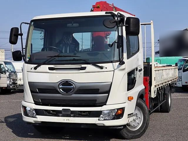 Ranger Truck (With 4 Steps Of Cranes)_1