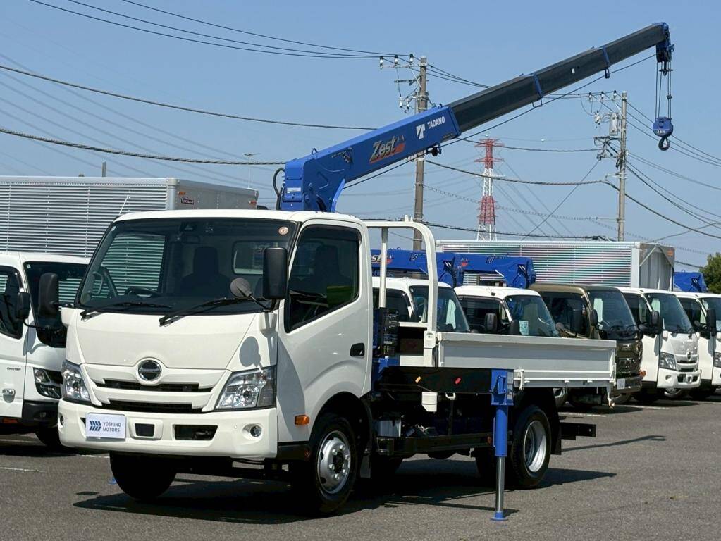 HINO Dutro Truck (With 4 Steps Of Cranes) 2KG-XZU712M 2024 13,000km_1