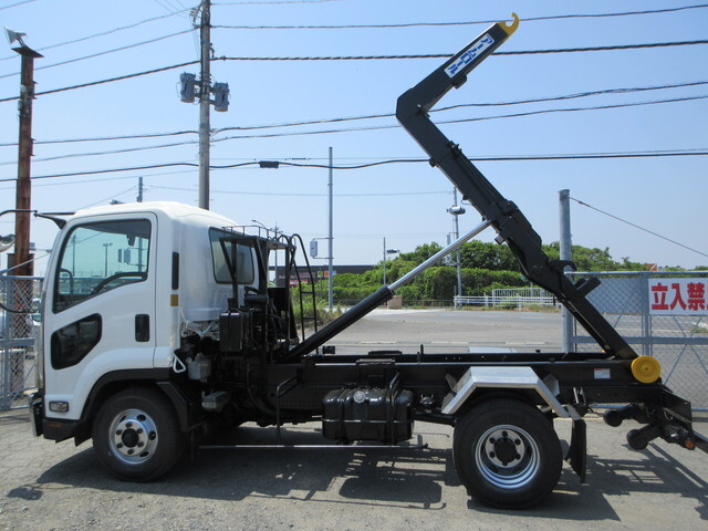 Forward Container Carrier Truck_2