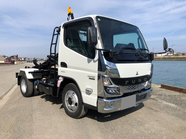 Canter Container Carrier Truck_1