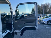 MITSUBISHI FUSO Canter Double Cab 2RG-FBA20 2021 25,972km_21