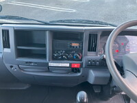 ISUZU Elf Double Cab TPG-NHR85A 2018 30,011km_17