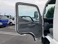 TOYOTA Toyoace Double Cab TKG-XZU655 2015 86,439km_32