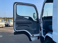 MITSUBISHI FUSO Canter Flat Body TKG-FEC90 2013 29,701km_34