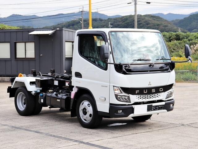 Canter Container Carrier Truck_1