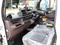 MITSUBISHI FUSO Canter Container Carrier Truck 2RG-FBAV0 2025 451km_18