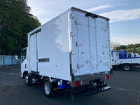 ISUZU Elf Refrigerator & Freezer Truck TPG-NMR85AN 2017 120,137km_2