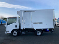 ISUZU Elf Refrigerator & Freezer Truck TPG-NMR85AN 2017 120,137km_6