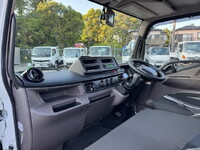 MITSUBISHI FUSO Canter Flat Body 2RG-FBA20 2026 326km_33