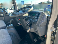 ISUZU Elf Bottle Van 2RG-NMR88AN 2019 28,014km_25