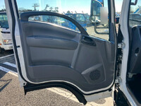 ISUZU Elf Bottle Van 2RG-NMR88AN 2019 28,014km_35
