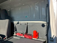 ISUZU Elf Bottle Van 2RG-NMR88AN 2019 28,014km_38