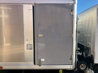 ISUZU Elf Bottle Van 2RG-NMR88AN 2019 28,014km_7
