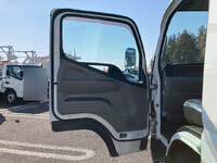 NISSAN Atlas Double Cab TRG-FEB5W 2017 64,554km_31
